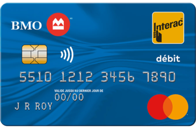 Image des cartes de débit B M O portant les logos Mastercard et Interac